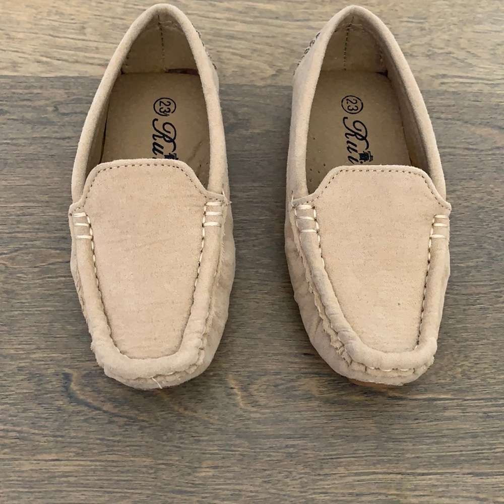 Loafers for little boys - size 7